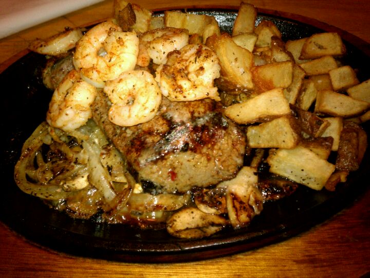 Applebee's Grill + Bar 330 Ridge Rd, Munster