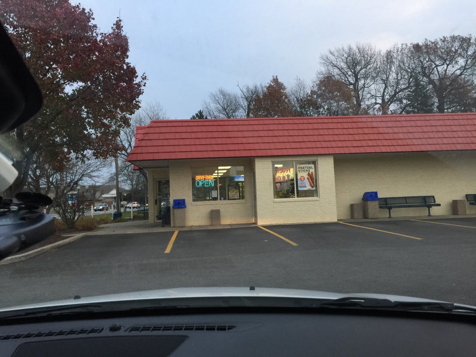 Dairy Queen Grill & Chill 830 Ridge Rd, Munster