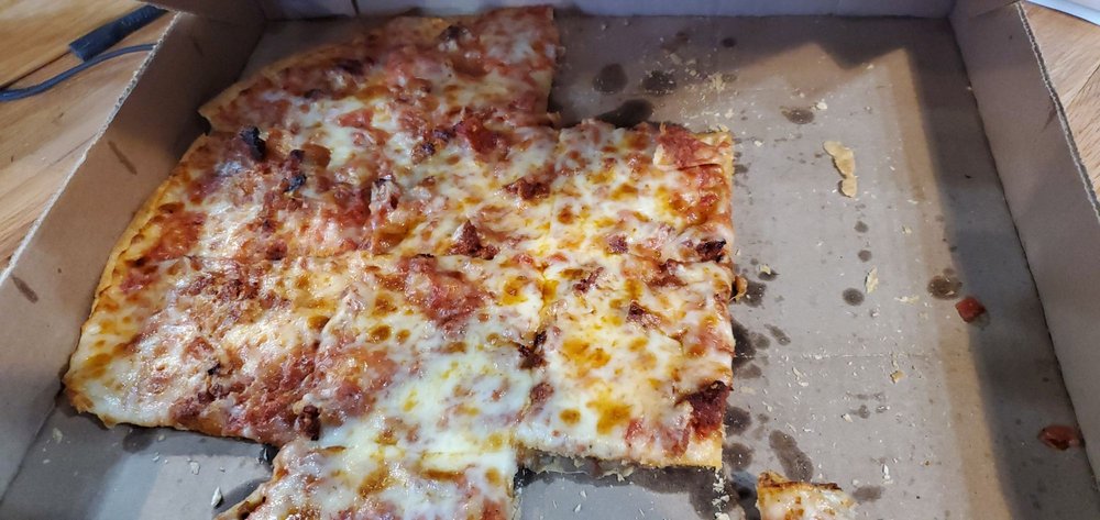 Bourbon st pizza 902 S Twyckenham Dr, South Bend