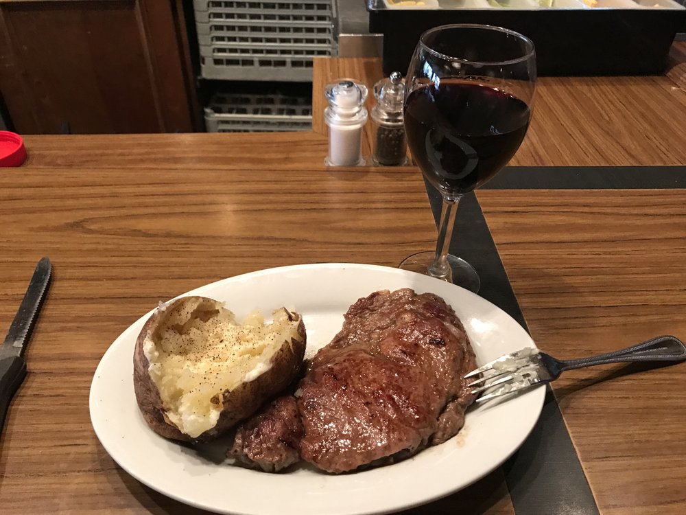 Ruby Tuesday 9770 NW Prairie View Rd, Kansas City