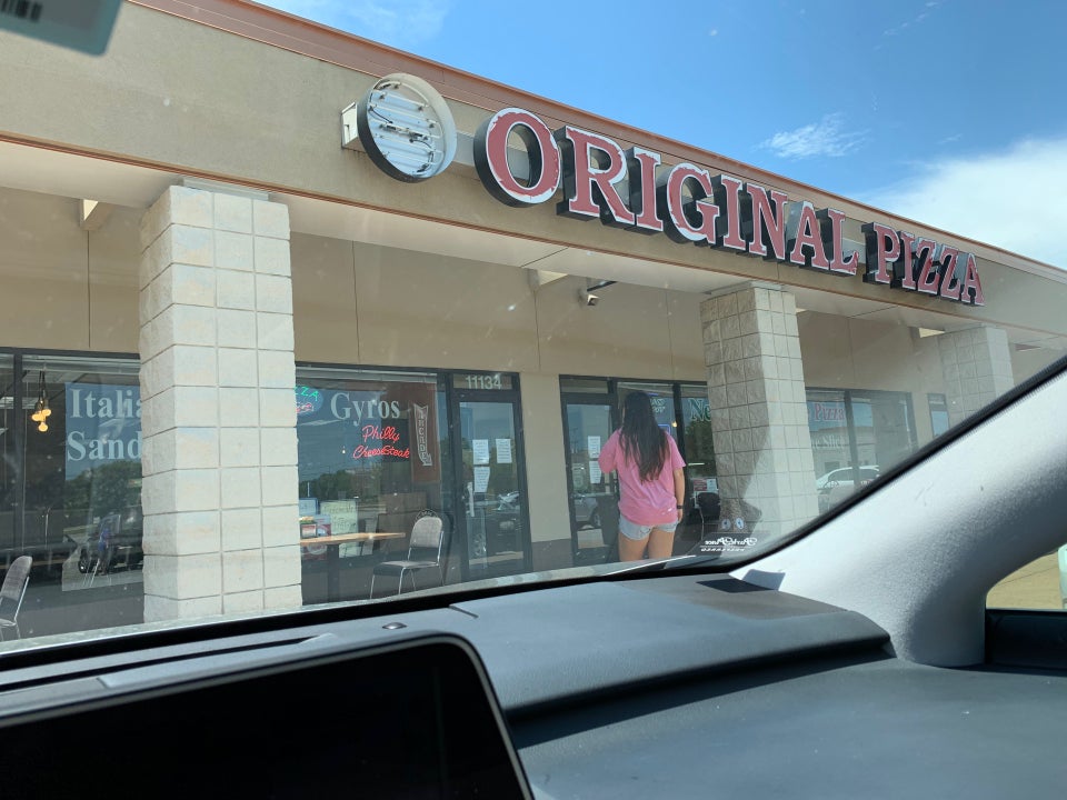 Leone Original Pizza 11134 Antioch Rd, Overland Park