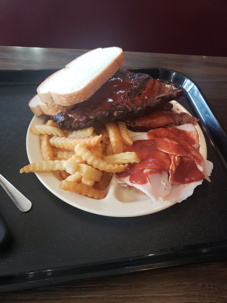 Wyandot Barbeque 7215 W 75th St, Overland Park