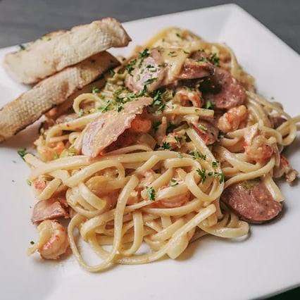 Tabard's Kitchen 12030 Blue Valley Pkwy, Overland Park