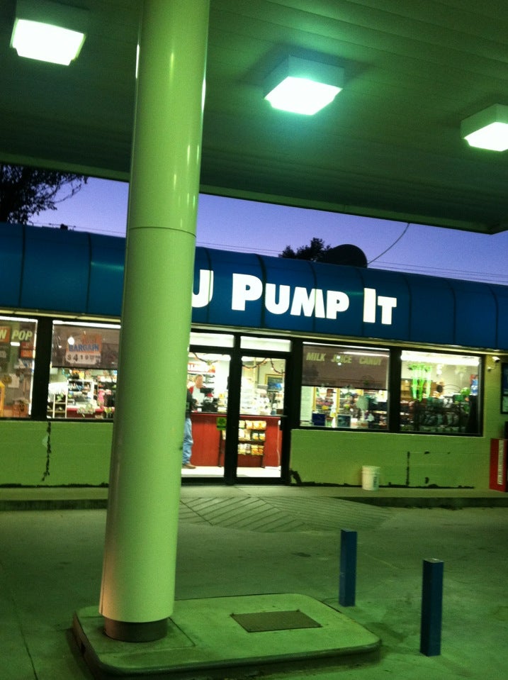 U-Pump-It Corner Store