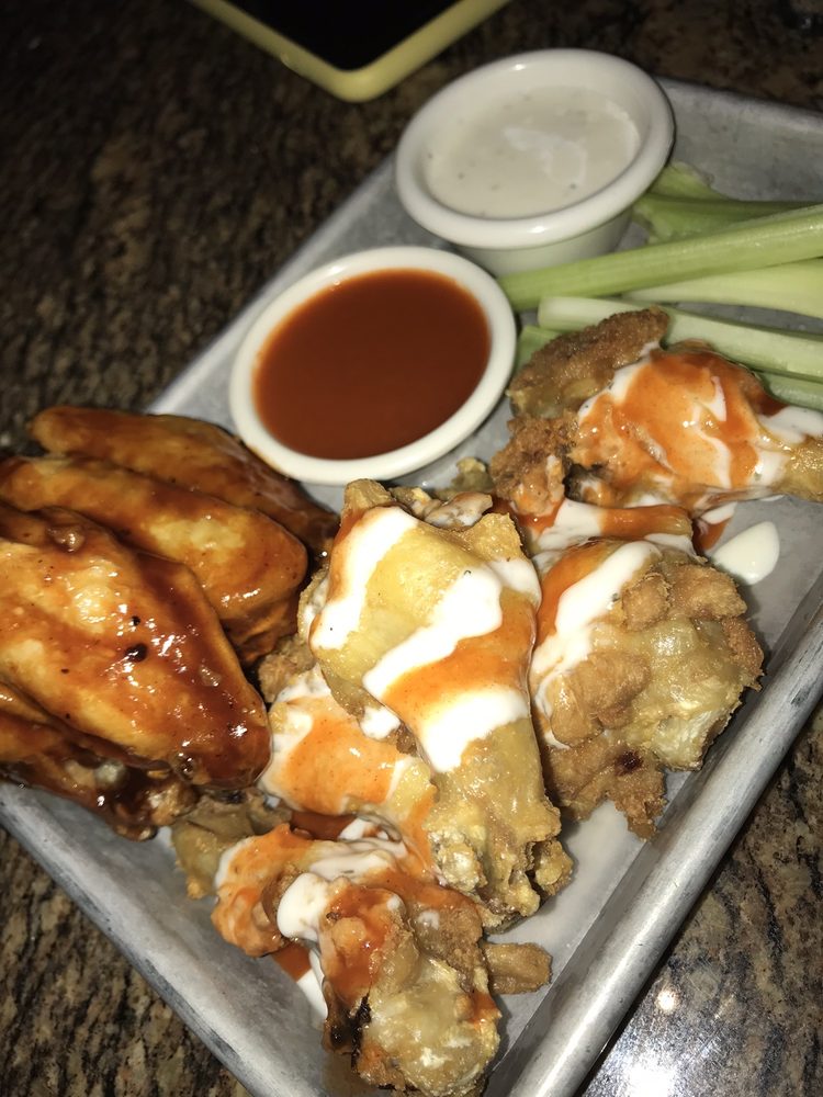 BJ's Restaurant & Brewhouse 7960 E Kellogg Dr N, Wichita