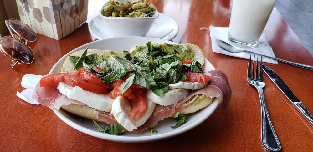 Albero Cafe 4811 E Central Ave, Wichita