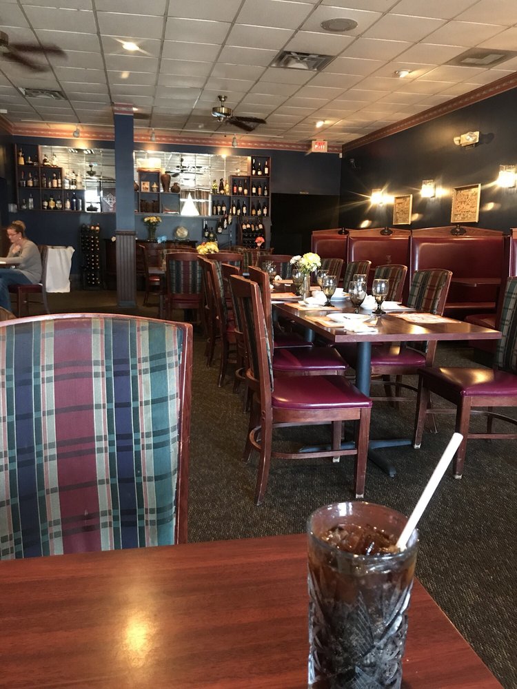 Thai Tradition 650 N Carriage Pkwy, Wichita