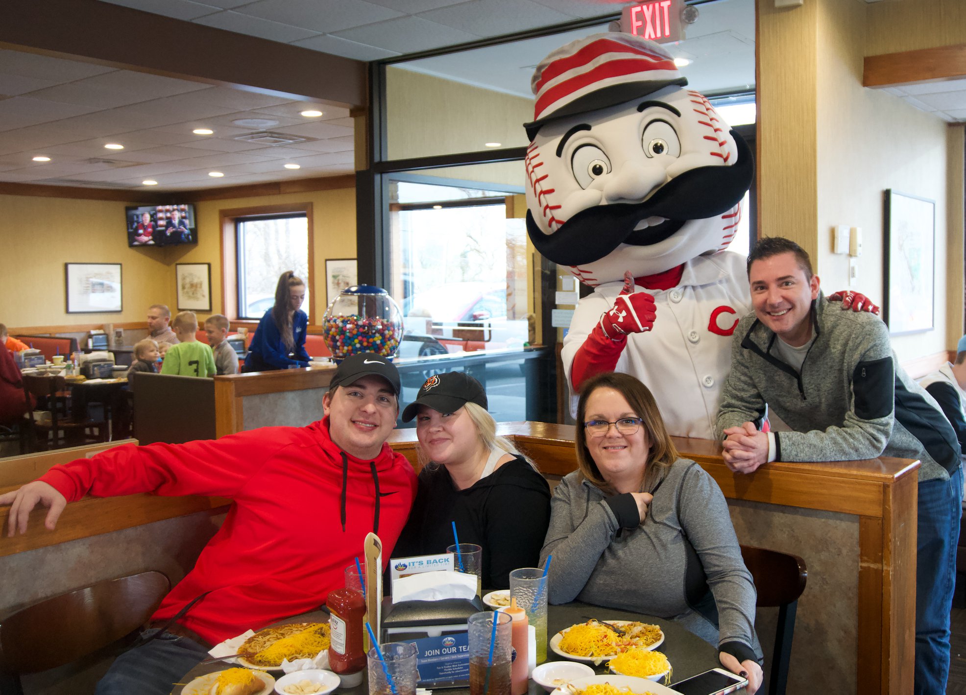 Skyline Chili 1730 Dixie Hwy, Fort Wright