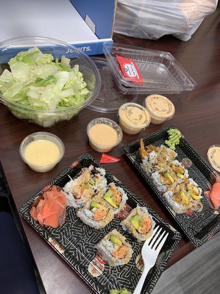 Ginger Wasabi Sushi + Grill 103 W Maxwell St, Lexington