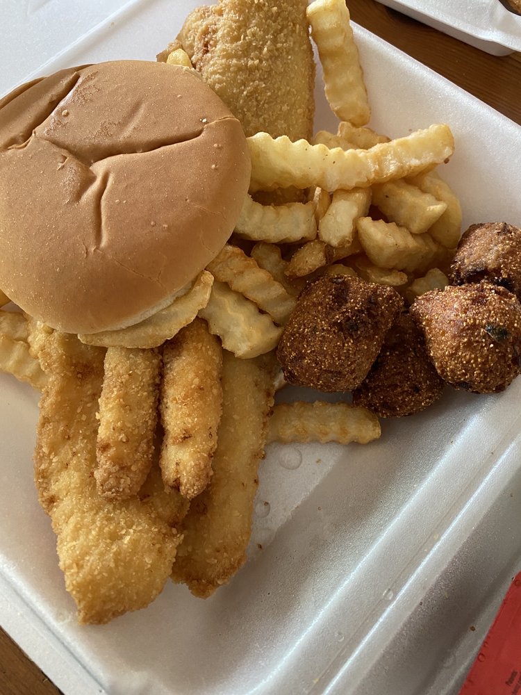 Charlie's Seafood & Carry-Out Restaurant 926 Winchester Rd, Lexington