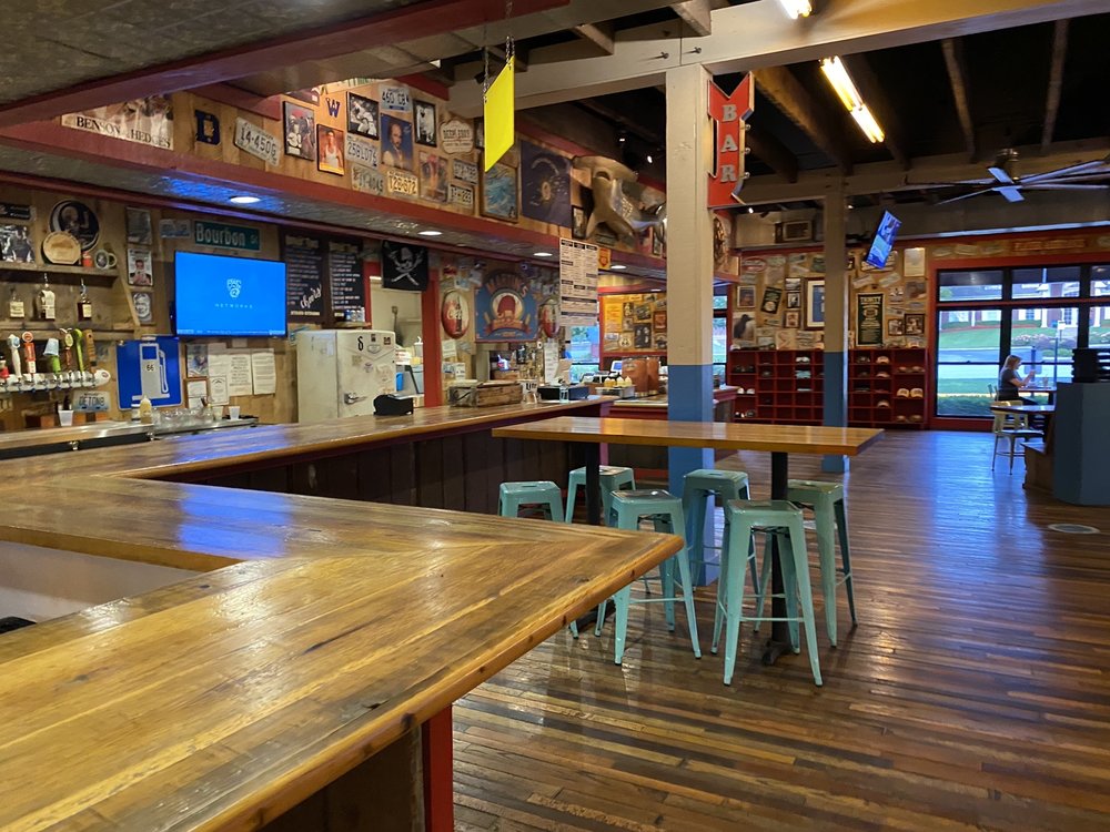 Martin's Bar-B-Que Joint 3408 Indian Lake Dr, Louisville