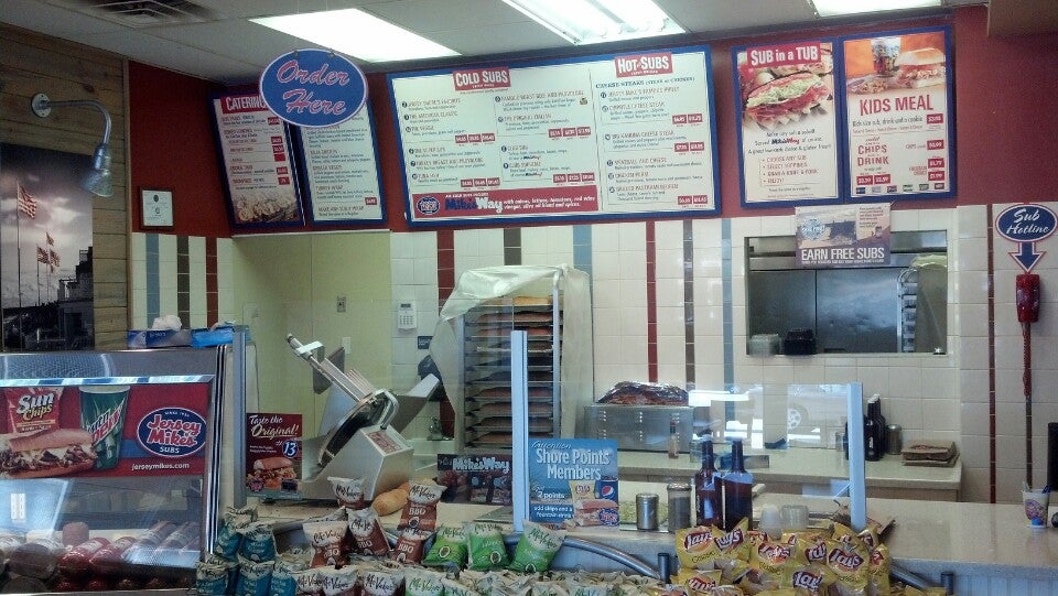 Jersey Mike's Subs 86 B Carothers Rd Newport Plaza Shopping Center, Newport