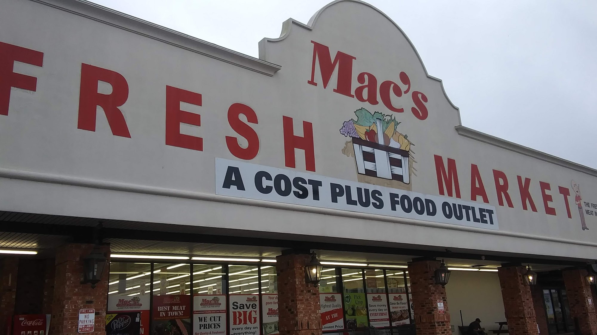 Mac's Fresh Market
