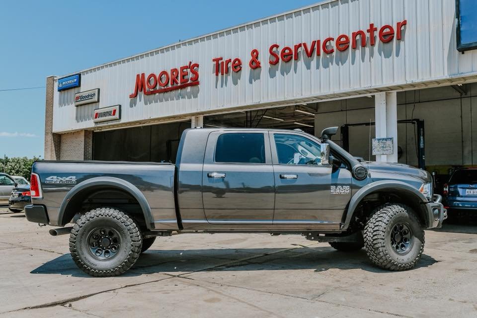 Moore's Tire & Service Center
