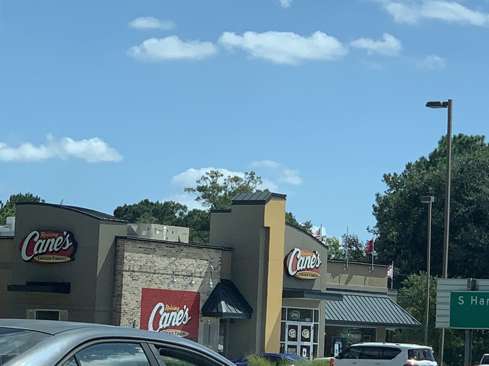 Raising Cane's Chicken Fingers 2525 S Sherwood Forest Blvd, Baton Rouge