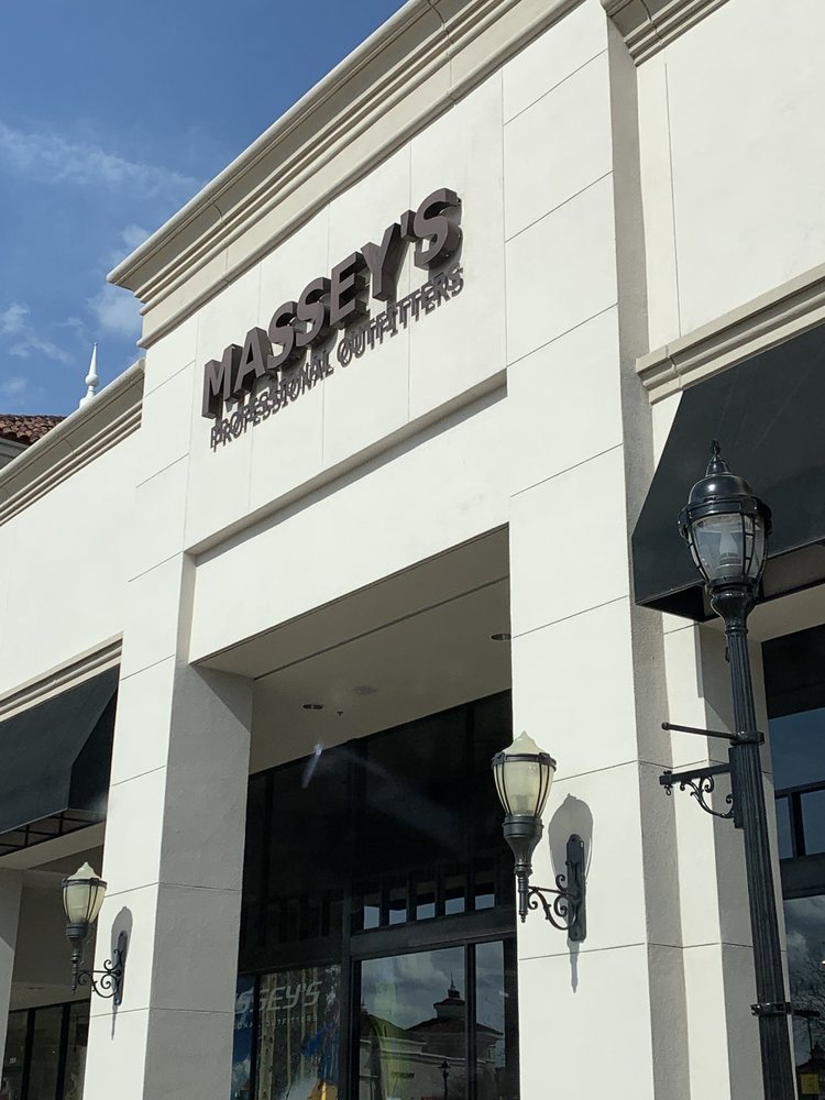 Massey's Outfitters Towne Center