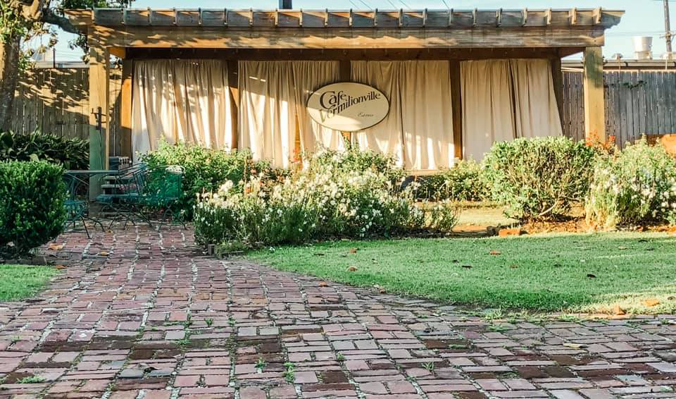Cafe' Vermilionville 1304 W Pinhook Rd, Lafayette