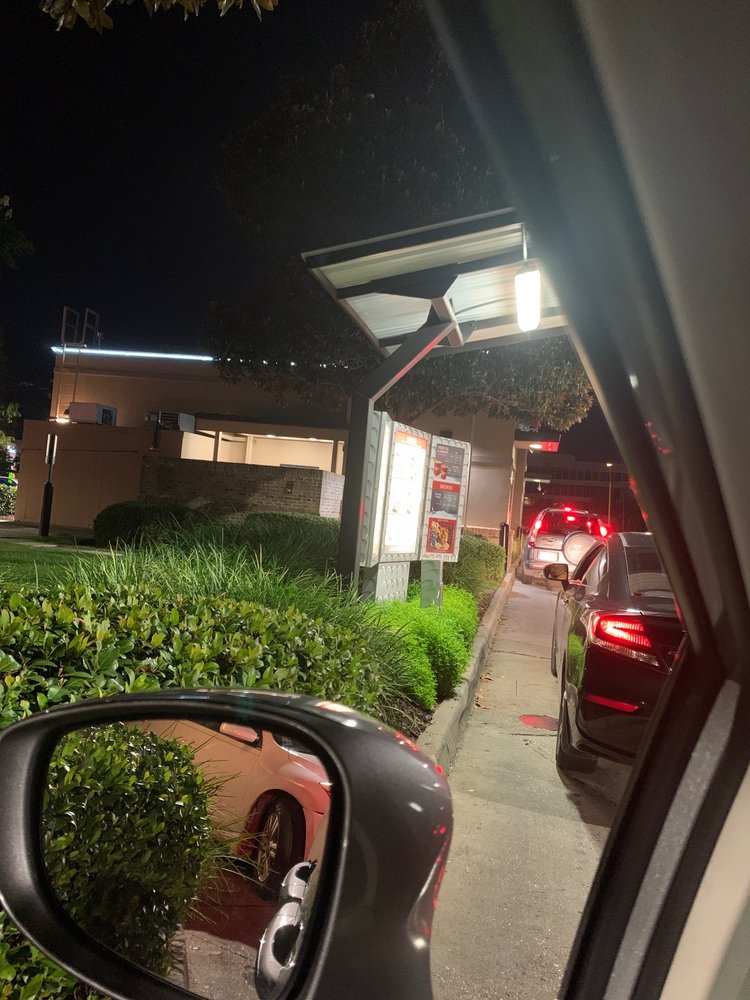 Raising Cane's Chicken Fingers 4036 Veterans Memorial Blvd, Metairie