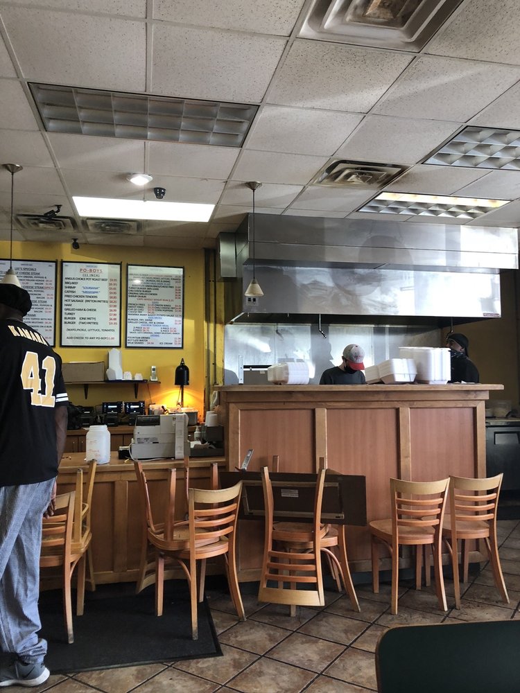 Lee's Hamburgers 1507 Metairie Rd, Metairie