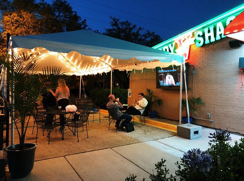 Vinnie's Caddyshack Bar and Grill 3217 Ridgelake Dr, Metairie