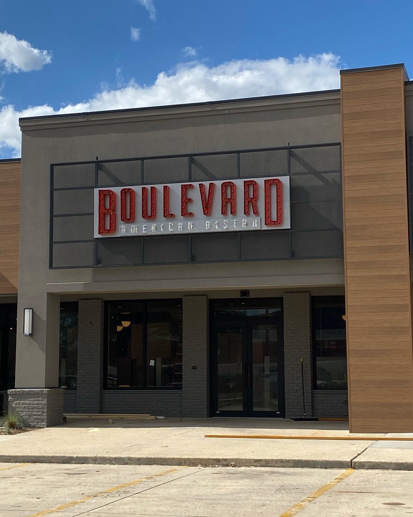 Boulevard American Bistro 4241 Veterans Memorial Blvd, Metairie