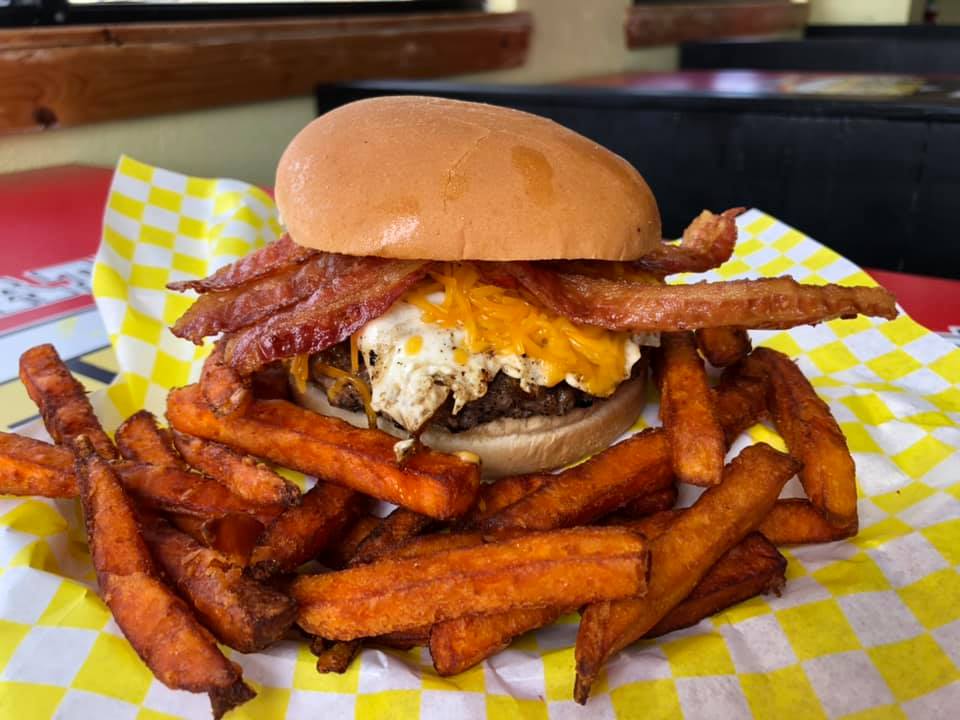 Lee's Hamburgers 4011 E Airline Hwy, Metairie