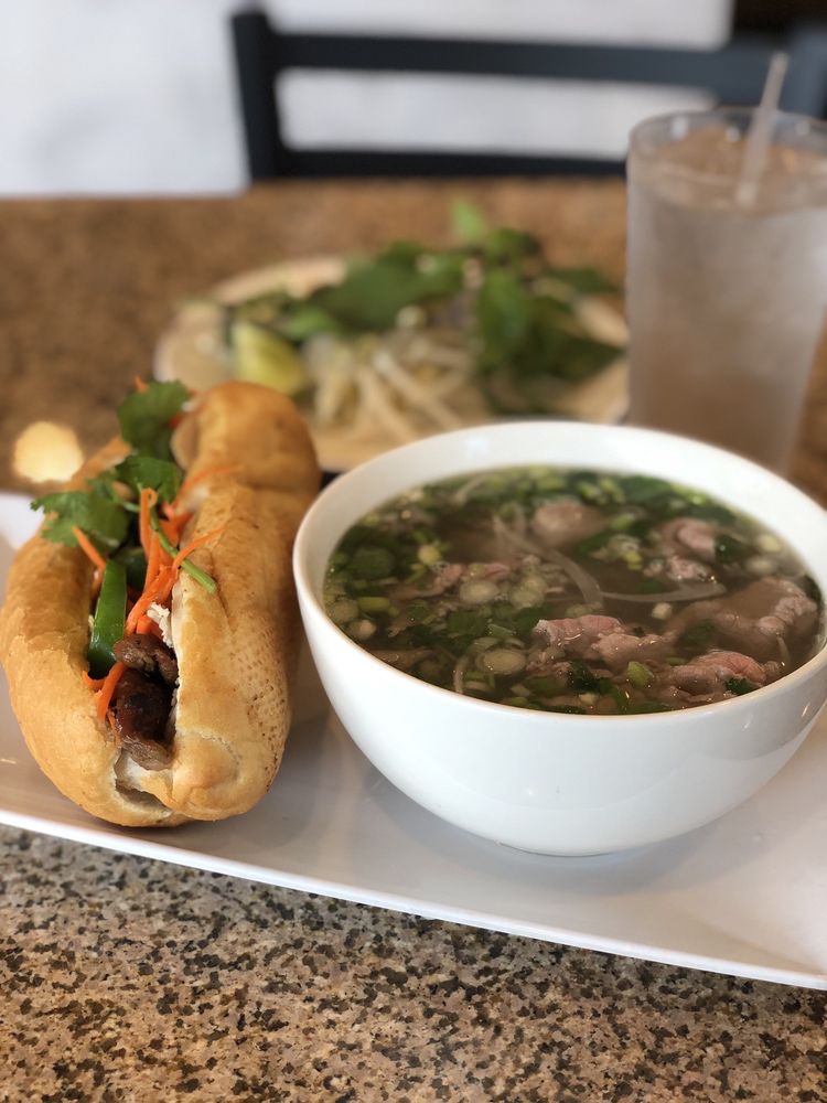 Saigon Bistro 1325 Veterans Blvd, Metairie