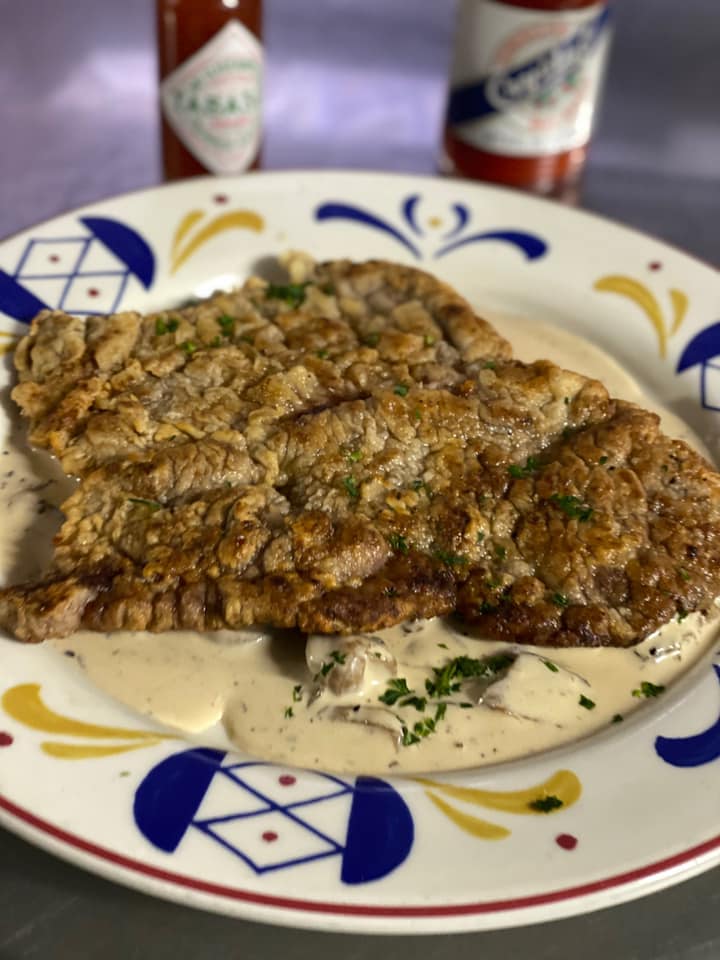 Jacques-Imo's 8324 Oak St, New Orleans
