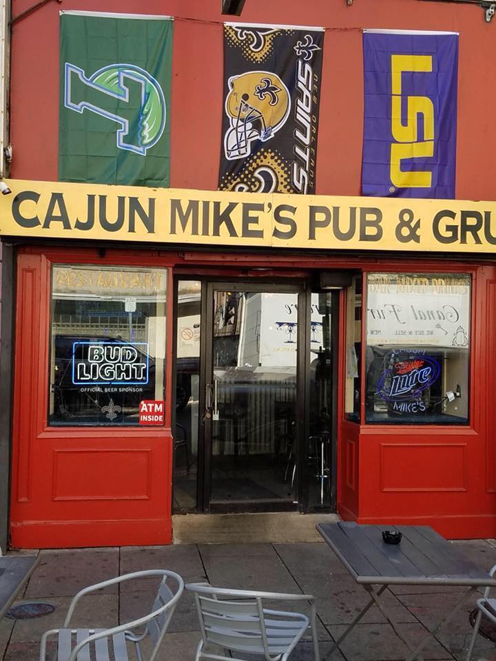 Cajun Mikes Pub & Grub 116 Baronne St, New Orleans