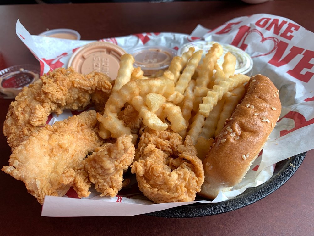 Raising Cane's Chicken Fingers 6823 Pines Rd, Shreveport