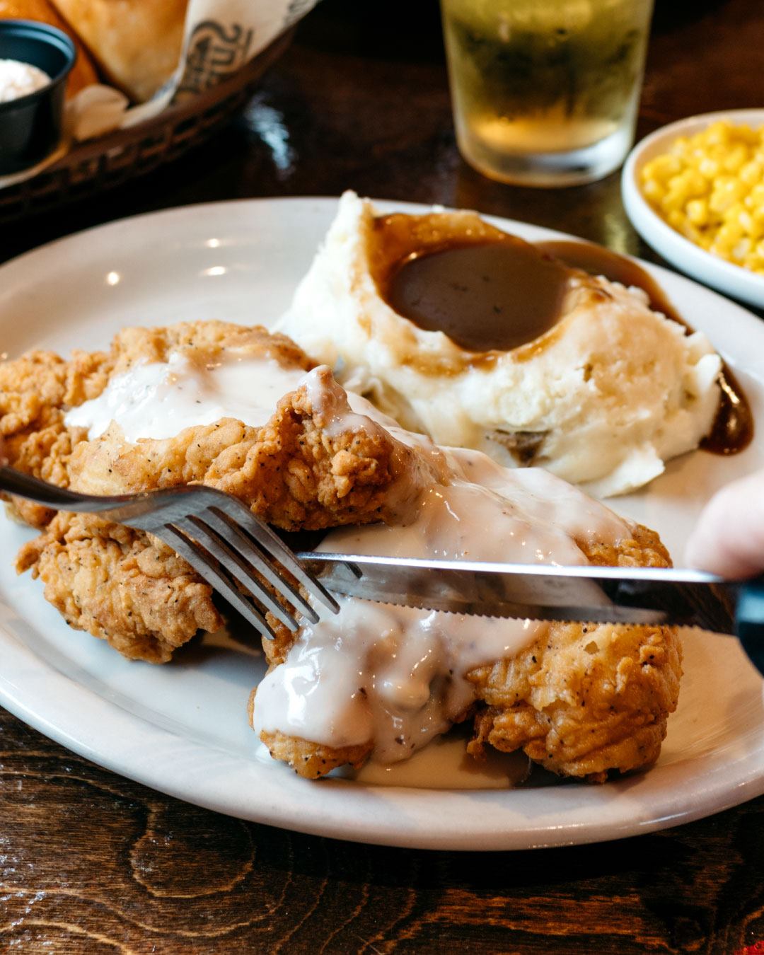 Logan's Roadhouse 7519 Youree Dr, Shreveport