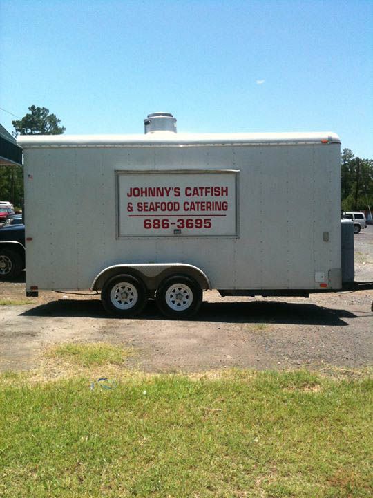 Johnny's Catfish & Seafood 5130 W Bert Kouns Industrial Loop, Shreveport