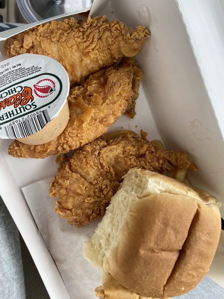 Southern Classic Chicken 235 W 70th St, Shreveport