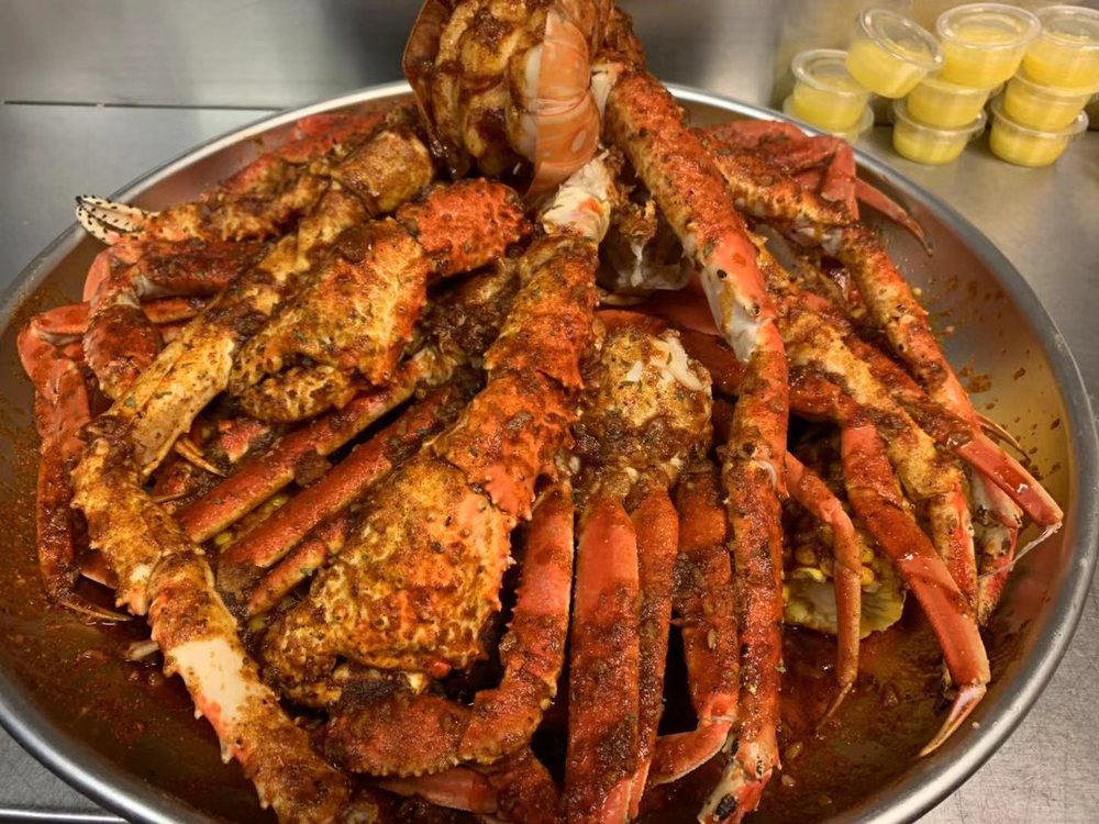 Laughing Crab 7511 Youree Dr #100, Shreveport