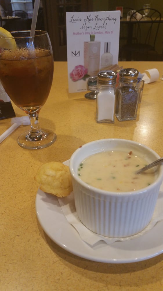Biscotti's @ Lewis Gifts 5807 Youree Dr #4218, Shreveport