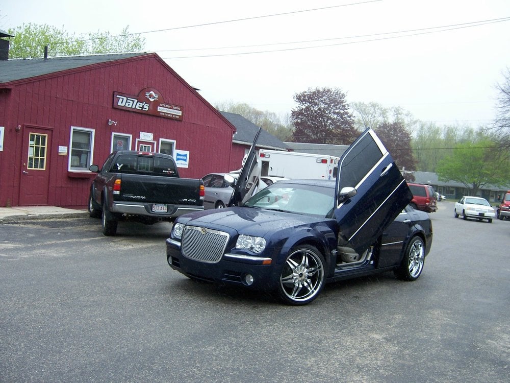Dale's Auto Body & Towing