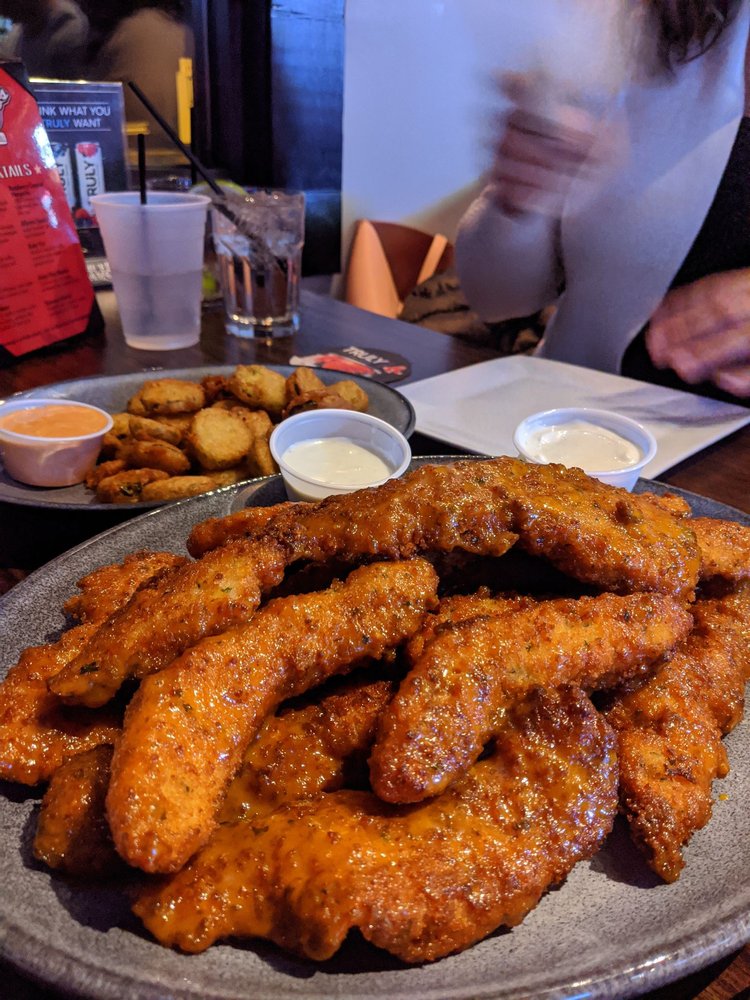 Playoffs Bar And Grill 512 Middlesex Turnpike, Billerica