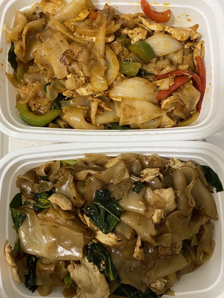Dok Bua Thai Kitchen 411 Harvard St, Brookline