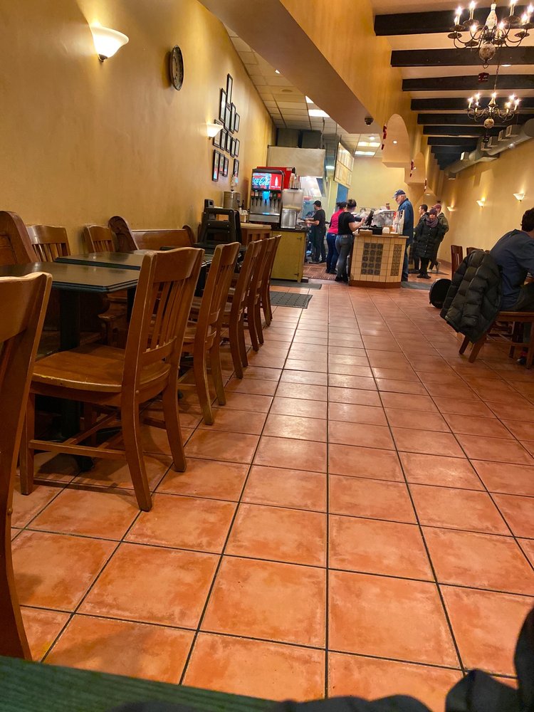 Anna's Taqueria 822 Somerville Ave, Cambridge
