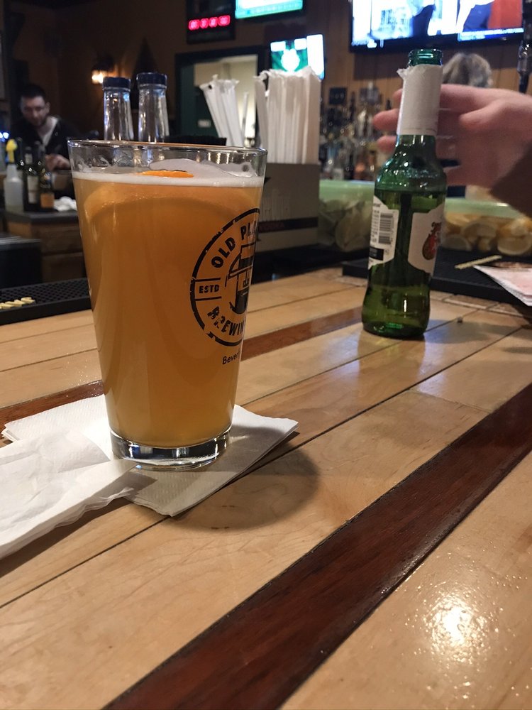 Coyle's Roadhouse Tavern 1480 Broadway Rd, Dracut
