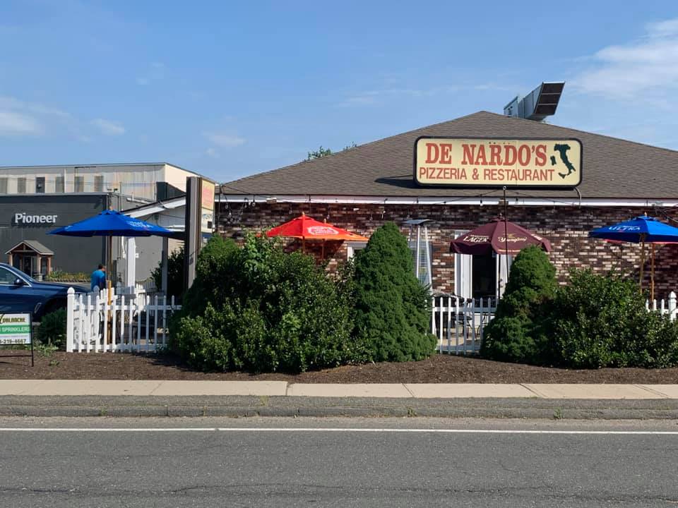 De Nardo's Pizzeria & Restaurant 39 Maple St, East Longmeadow