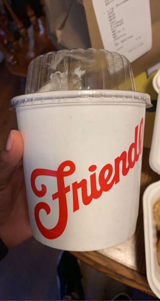 Friendly's 562 N Main St, East Longmeadow