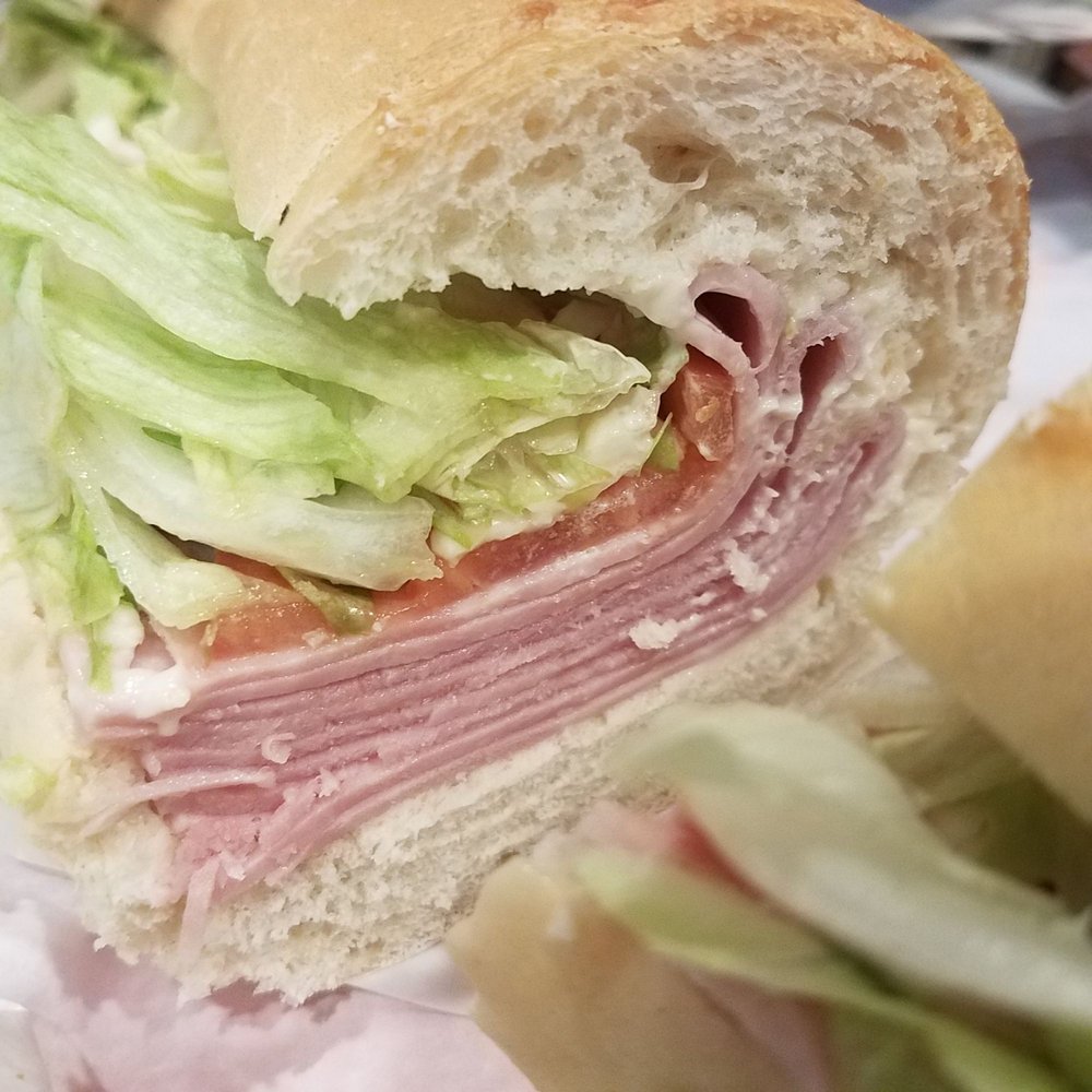 Tolli’s Pizzeria & Deli 4 Southwick St, Feeding Hills