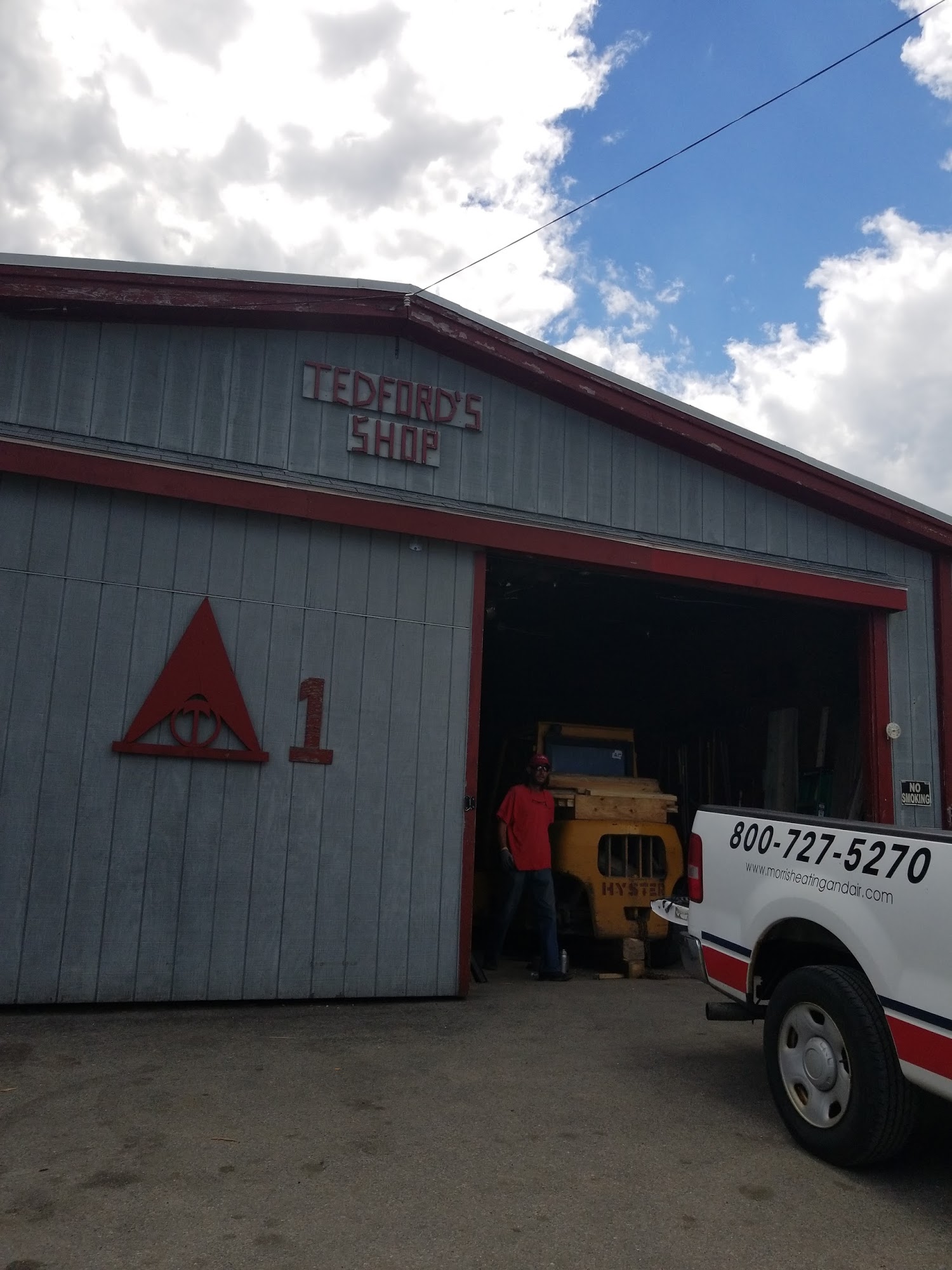 Tedford's Building Materials And Hardware