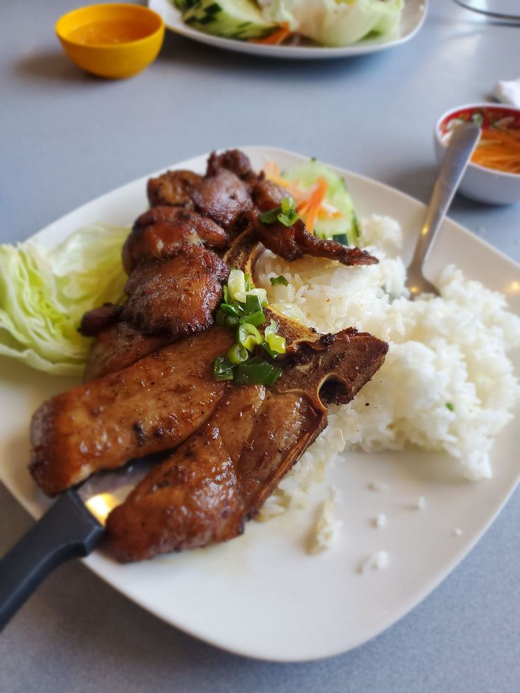 Pho Da Lat Restaurant 475 Chelmsford St, Lowell