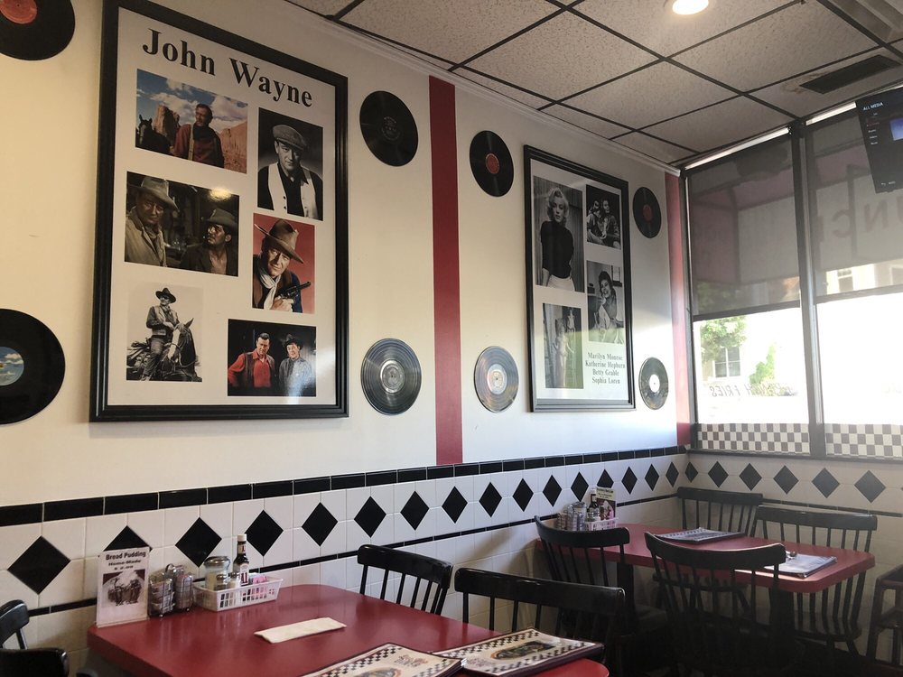 Doo Wop Diner 269 Main St, Malden