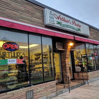 Arthur's Italian Pastry Shop