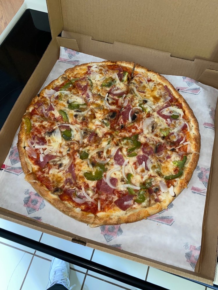 Chris' Famous Pizza 124 Lowell St, Methuen