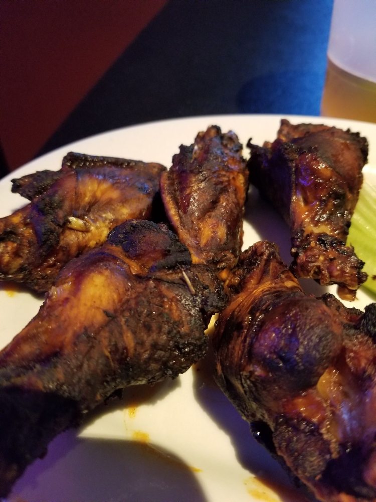 Muddy Waters Pub & Restaurant 940 Riverside Dr, Methuen