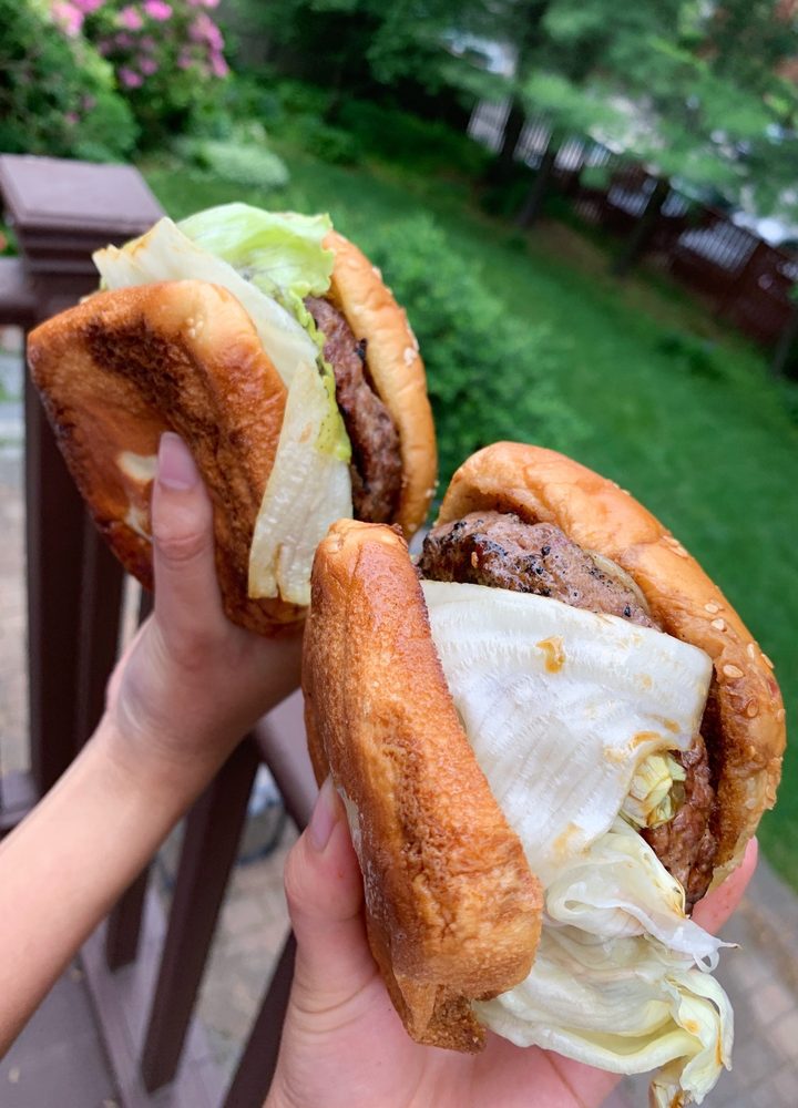 Lee's Burger Place 216 Sumner St, Newton